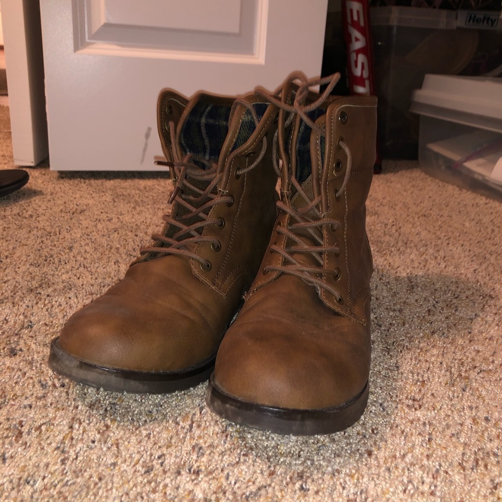 Torrid boots size 9 1/2